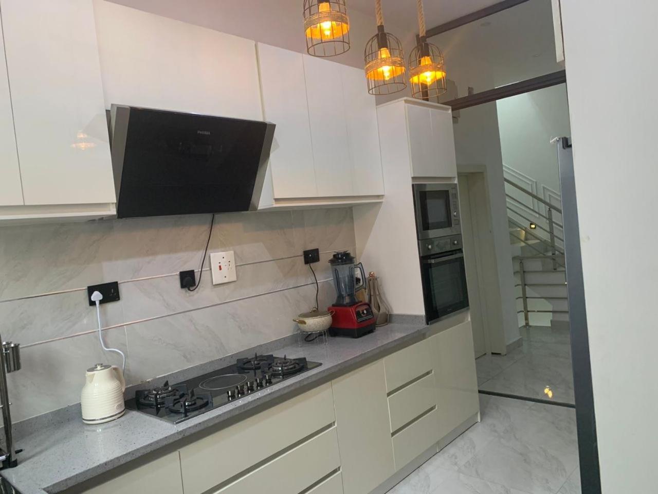 Cozy Lodge Lekki Exterior photo